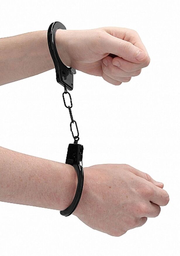 Наручники - Ouch! Beginner's Handcuffs Black