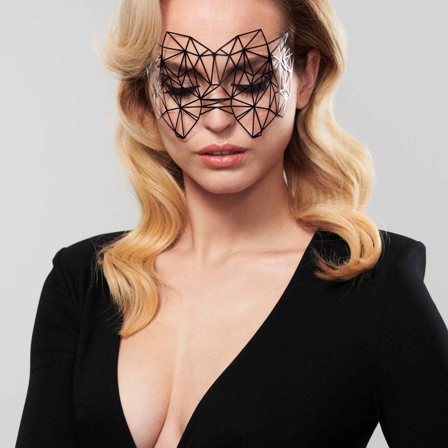 Виниловая маска на наклейках Bijoux Indiscrets