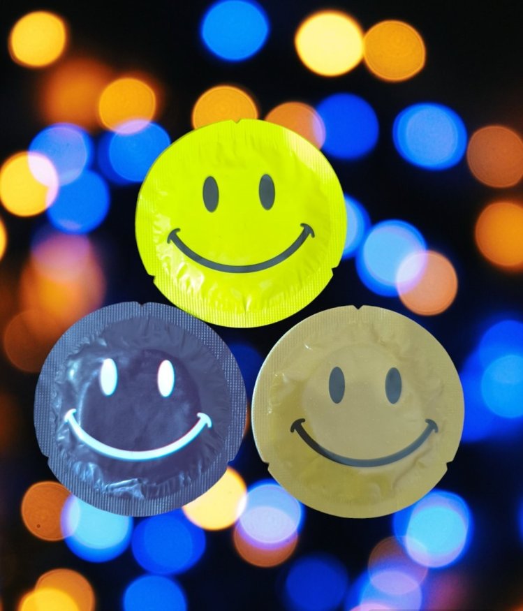 Exs Smiley Face Звичайні презервативи (1 ПК) (упаковка може відрізнятися за кольором та візерунком)
