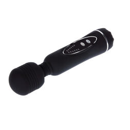 Шелковистый универсальный вибромассажёр черного цвета с насадками Power Wand Massage Kit Black