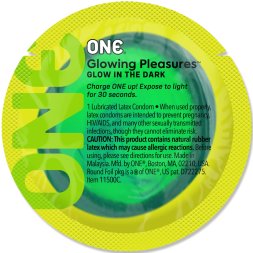 Презерватив ONE Glowing Pleasures, 1 шт, світиться в темряві, зі змазкою