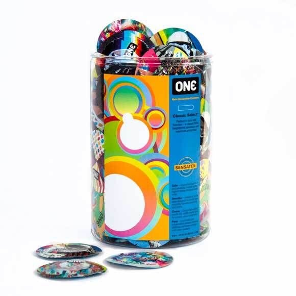 Набір презервативів ONE Classic Select Artist Collection, 100 шт, з змазкою, упаковка-тубус