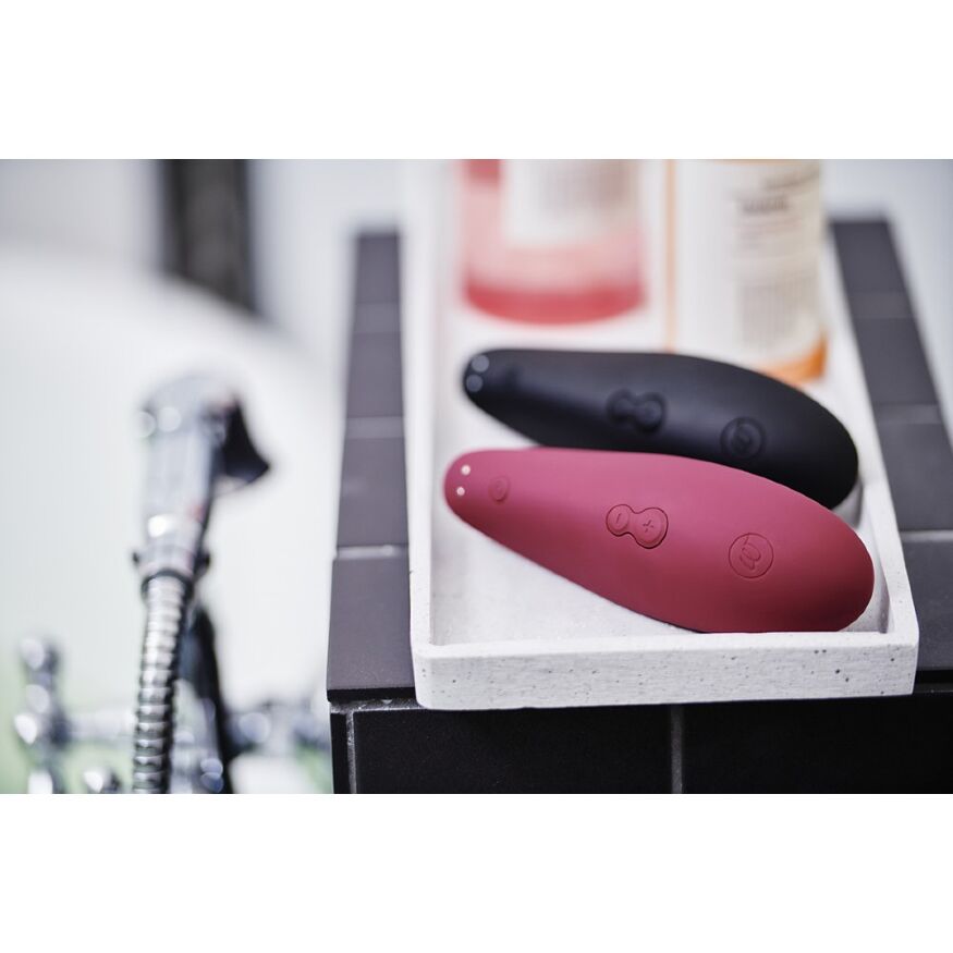 Вакуумный клиторальный стимулятор Womanizer Classic 2 Black
