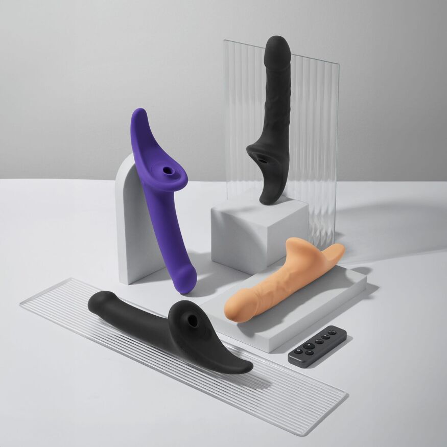 Вибронасадка для страпона с вакуумной стимуляцией Strap-On-Me Multi Orgasm Dildo M Purple