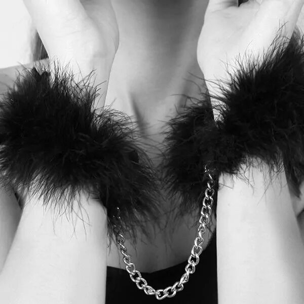 Наручники з пір'ям Bijoux Indiscrets чорні, OS