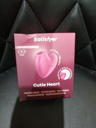 Вакуумный стимулятор-сердечко с вибрацией Satisfyer Cutie Heart Battery Series (мятая упаковка!!!)