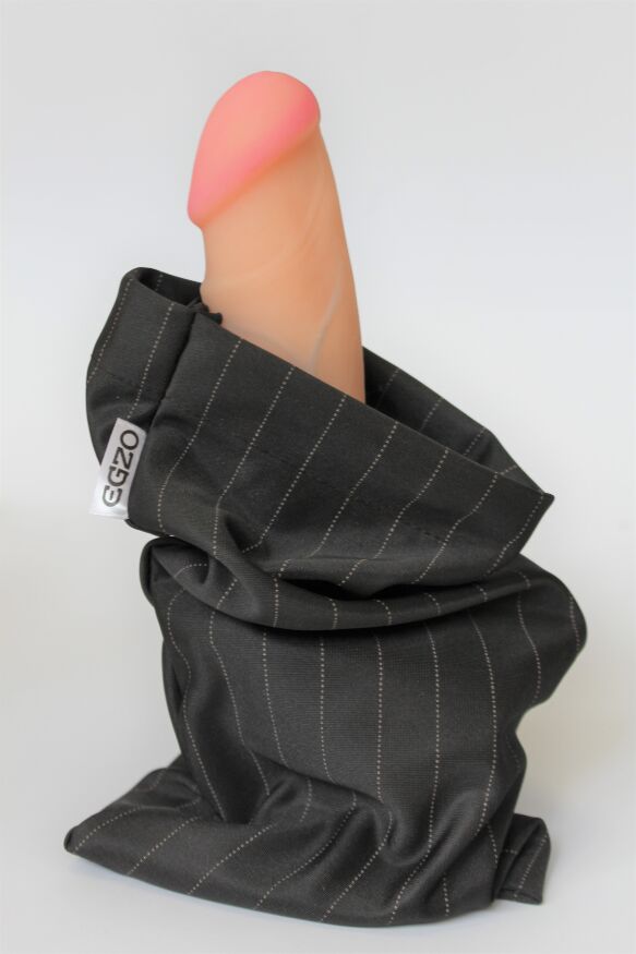 Вибратор EGZO Ciberskin V006 ( 19 см х 4,5 см )