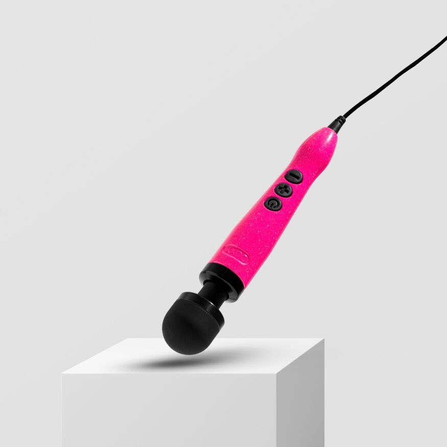 Вибромассажер DOXY Die Cast 3 Hot Pink, очень мощный, питание 220В, металлический корпус