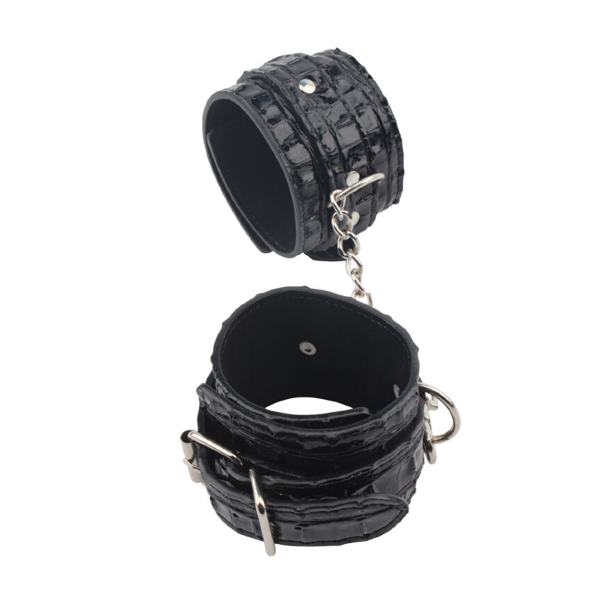 CH98772 Поножи Chisa BEHAVE LUXURY FETISH Surrender ankle restraints