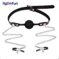 Кляп-кулька з отворами Roomfun та затискачами для сосків, чорний