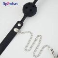 Кляп-кулька з отворами Roomfun та затискачами для сосків, чорний