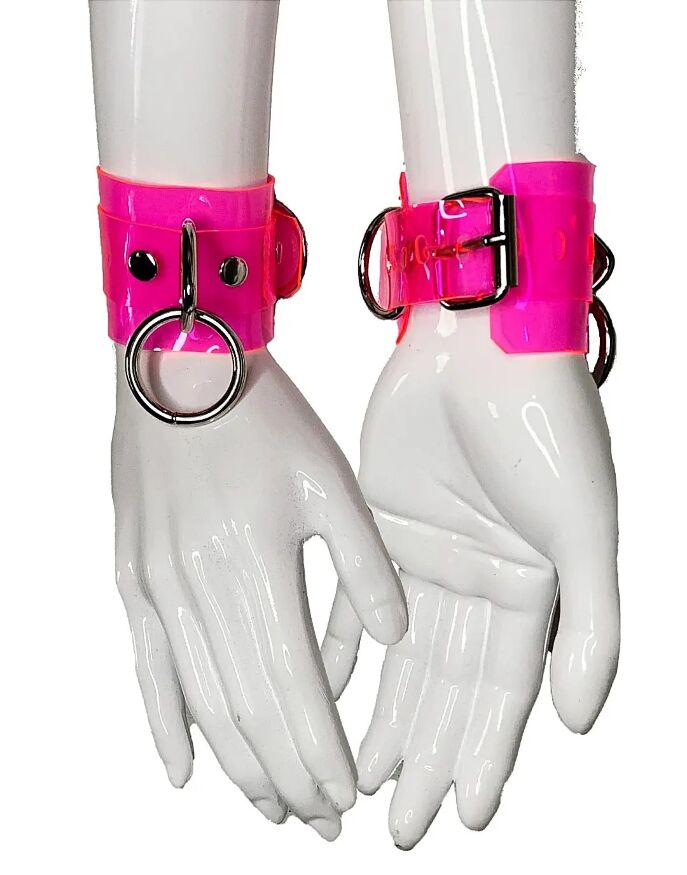 Силиконовые манжеты DS Fetish Silicone hand cuff Черные