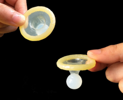 Презерватив OLO з вусиками + кулька "Taotie Spiny condom" (1 презератив + 1 кулька)