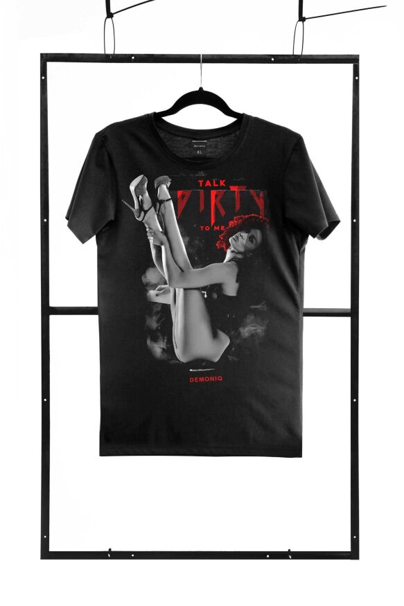 Мужская футболка с принтом «Talk dirty to me» Demoniq TSHRB009 черная, XL