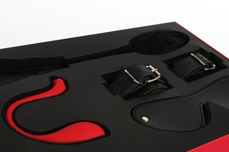 Набор Svakom BDSM GIFT BOX Limited Edition Unlimited Pleasure