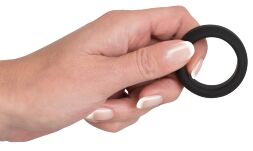 Широкое и гладкое эрекционное кольцо черного цвета Black Velvets Cock Ring, 3.2 см