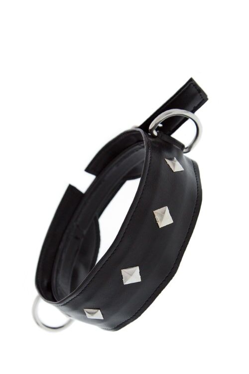 Ошейни с заклепками GP COLLAR WITH STUDS