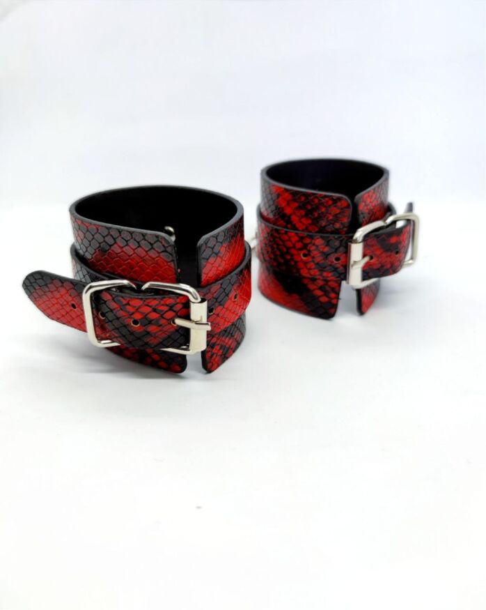 Система фиксации DS Fetish Ankle and hand cuff black/red