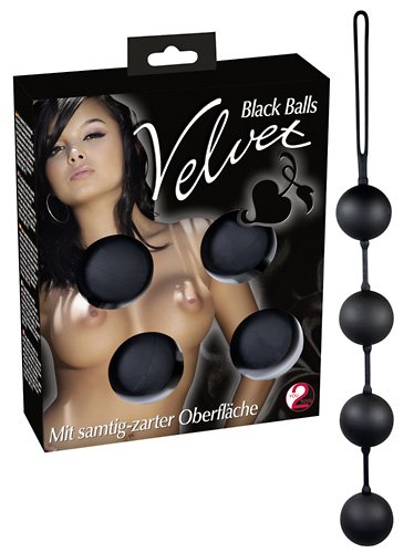 Чотири вагінальних кульки з бархатистою поверхнею Velvet Black Balls