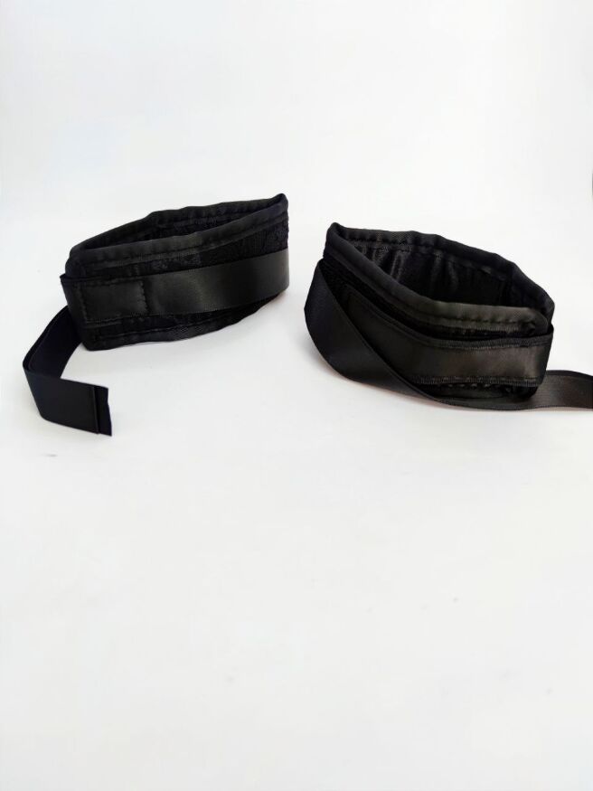 Наручники  и маска DS Fetish Handskaff with blinfold black