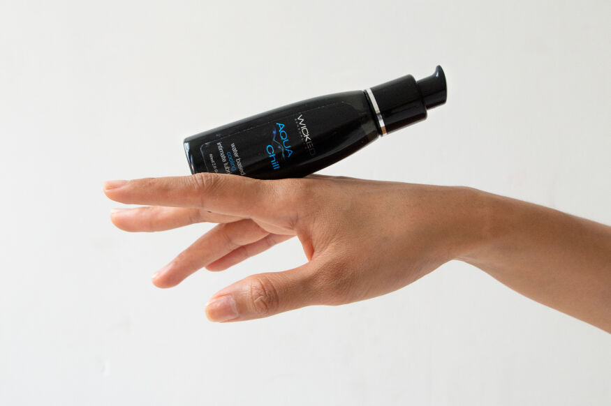 Лубрикант охлаждающий на водной основе WICKED AQUA CHILL 60ML