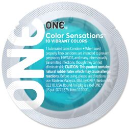 Презерватив ONE Color Sensations Catch the perfect ONE, 1 шт, бирюзовый, гладкий, со смазкой