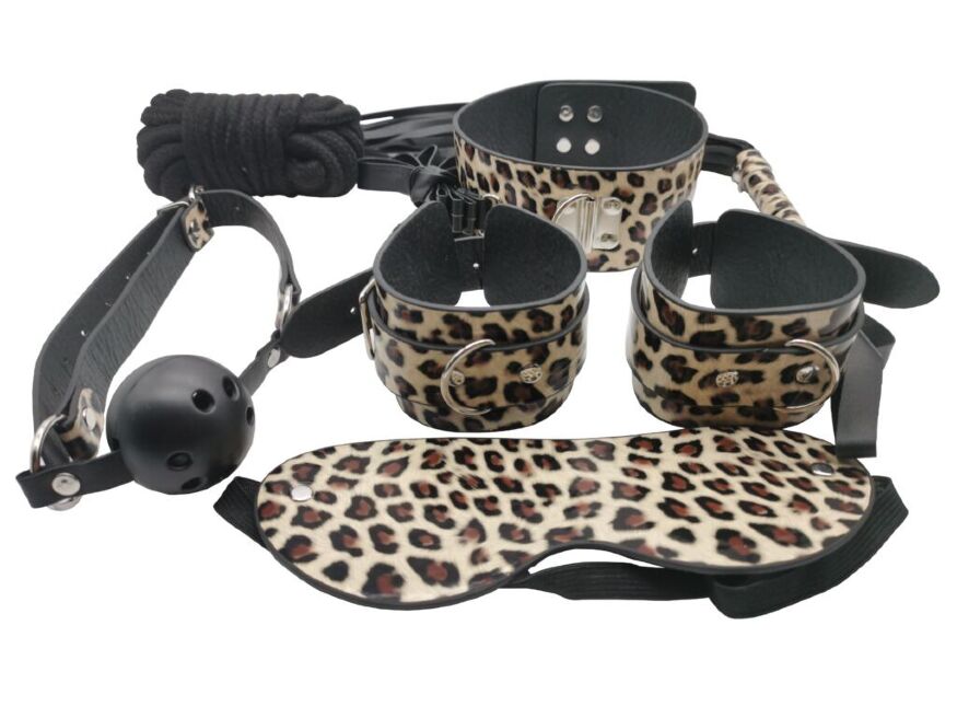 Набор MAI BDSM STARTER KIT Nº 75 Leopard: плеть, кляп, наручники, маска, ошейник , веревка, зажимы