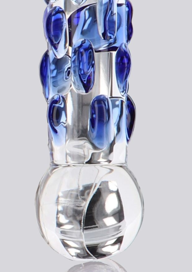 Фаллоимитатор стеклянный с рельефом Diamond Dazzler прозрачный с голубым, 18 см х 3.5 см