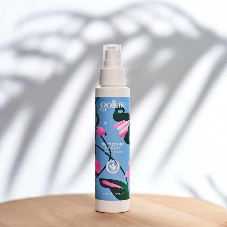Антибактериальный спрей для игрушек Goliate Nettoyant Sextoy 100 мл, безопасный для тела