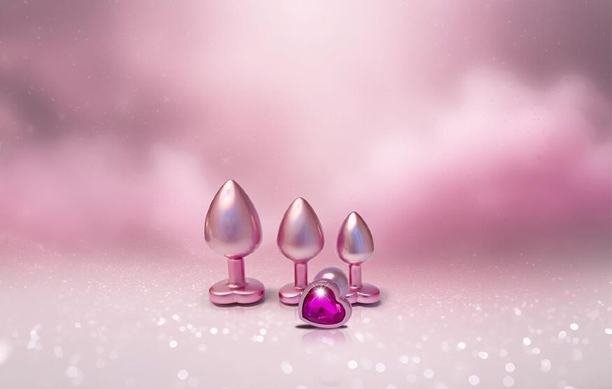 Анальная пробка розовая Dream Toys Gleaming Love с декоративным камнем, М