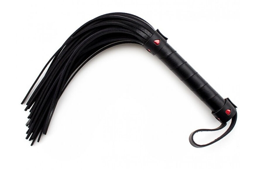 Флоггер с красным сердцем DS Fetish Flogger black with red heart