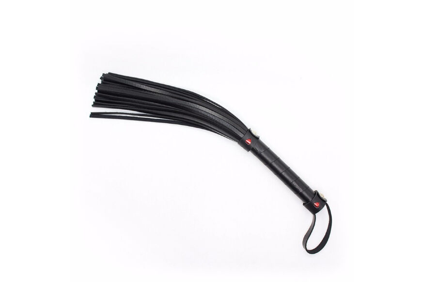 Флоггер с красным сердцем DS Fetish Flogger black with red heart