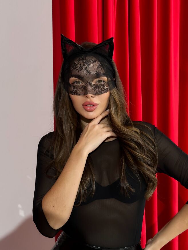 Кружевная маска "Кошка"