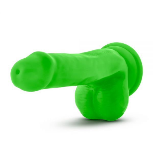 Фаллоимитатор с двойной плотностью  NEO ELITE COCK W. BALLS NEON GREEN
