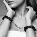 Наручники з екошкіри Bijoux Indiscrets Maze  -  Thin Handcuffs Black